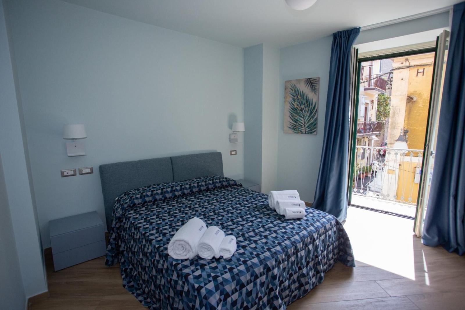 Odissea Residence E Rooms サンタ・マリア・ディ・カステッラバーテ エクステリア 写真